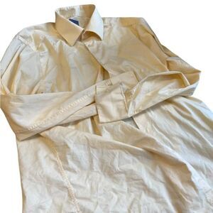Yellow Madison slim fit men’s dress shirt 15-151/2 32/33 size medium